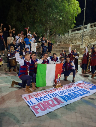 Ascoli Piceno - Sbandieratori, la piccola squadra di Porta Romana è campione d’Italia